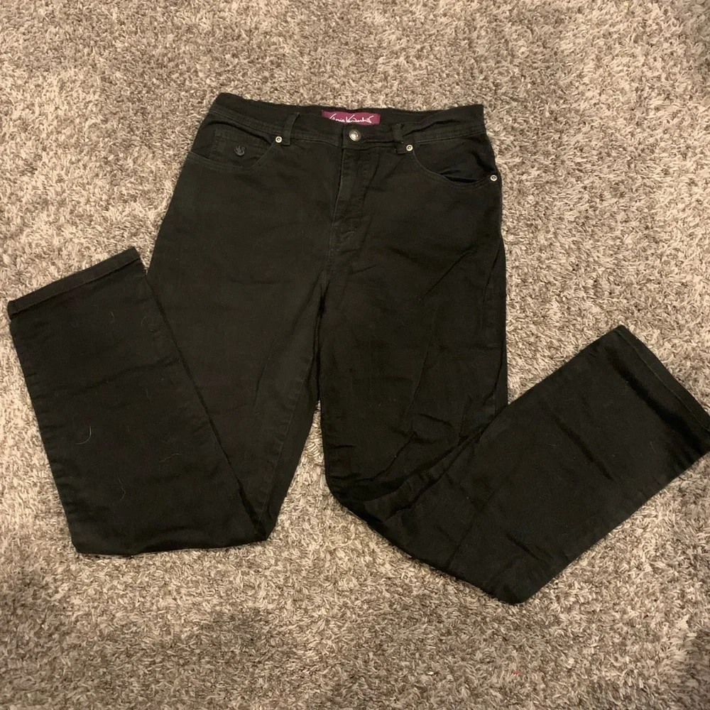 Women’s Gloria Vanderbilt Jeans - Picture 2 of 6